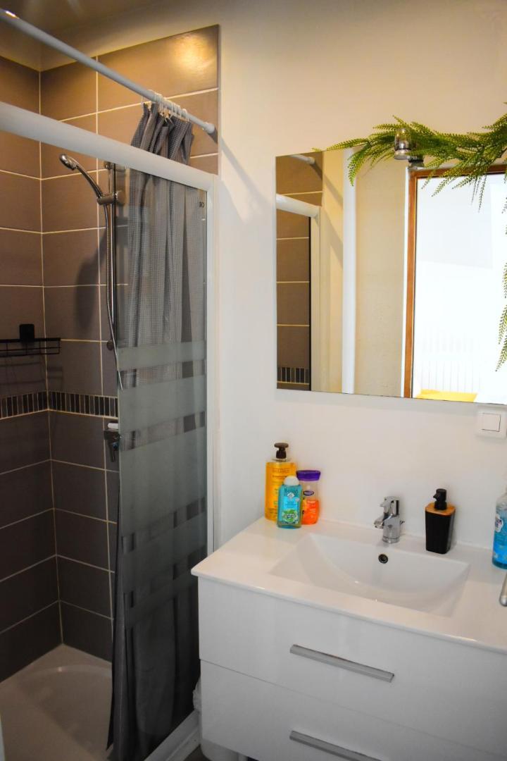 Logement Cozy Proche Du Centre-Ville Поатие Екстериор снимка